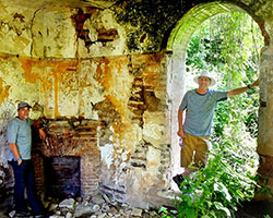 Inside Casa de la Raya