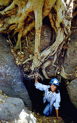 Susy Pint at tree entrance to Chapuzon Cave