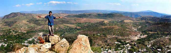 Santiago Monroy, who is just starting out as a rock climber, found himself in paradise among the monoliths of San Esteban.