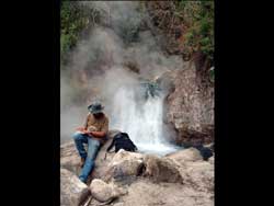 Hot falls on el Rio Negro