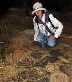 Susy Pint and a new petroglyph